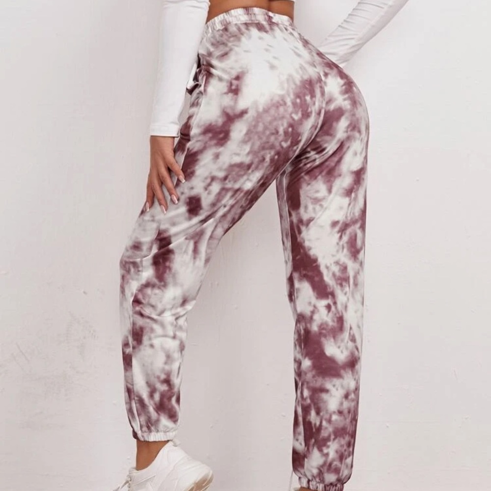 Jaw string tie dye sweatpants